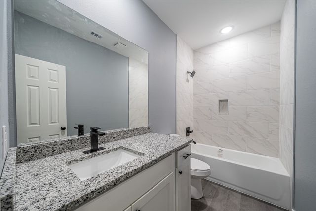 110 Red Oak Drive, Payne Springs, TX 75156