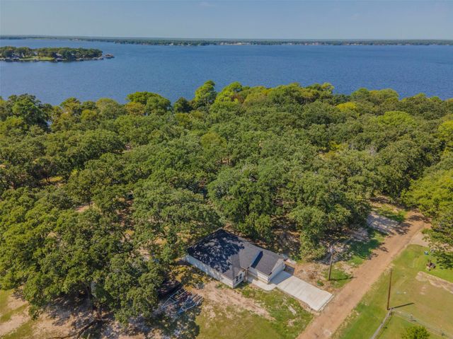 110 Red Oak Drive, Payne Springs, TX 75156