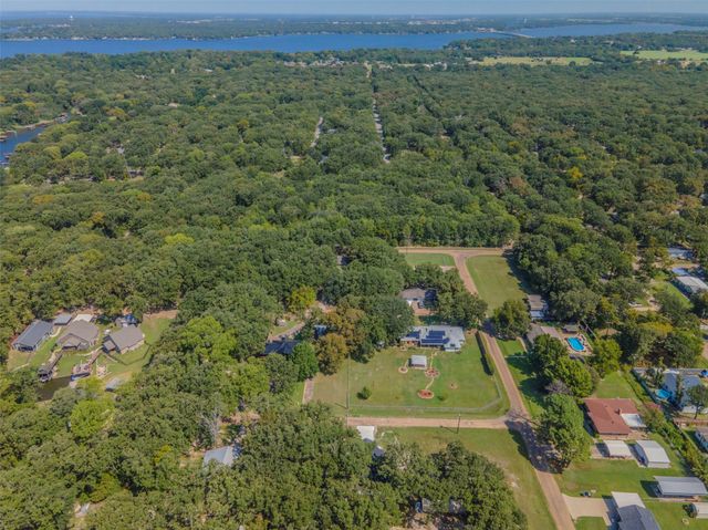 110 Red Oak Drive, Payne Springs, TX 75156