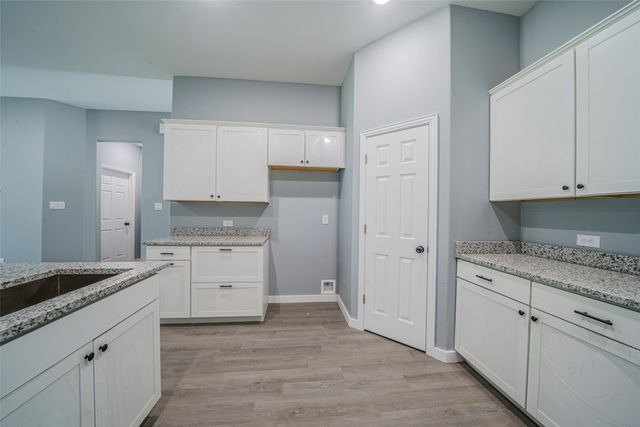 110 Red Oak Drive, Payne Springs, TX 75156