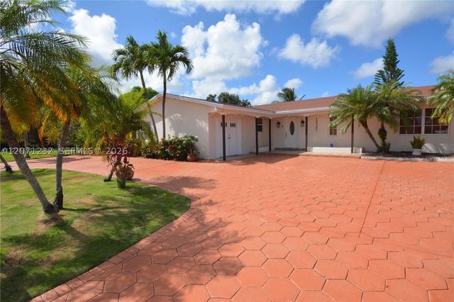 10301 SW 199th St, Cutler Bay, FL 33157