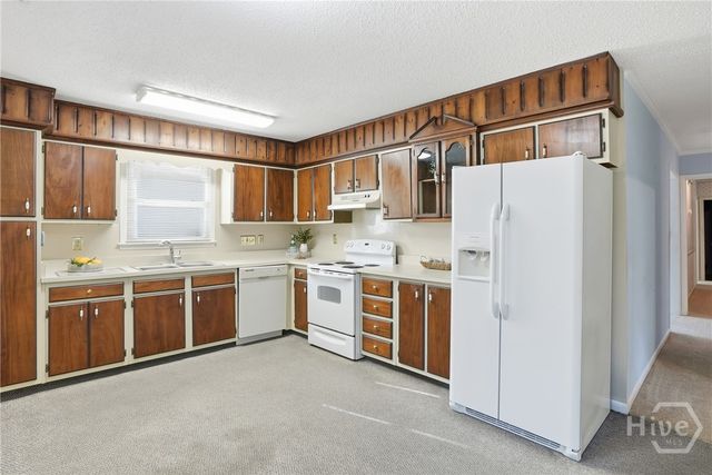 25 Barksdale Drive, Savannah, GA 31419