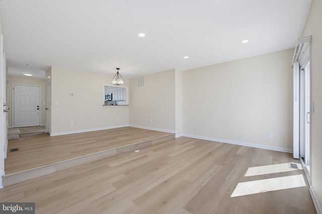 13447 ELEVATION LN, Herndon, VA 20171