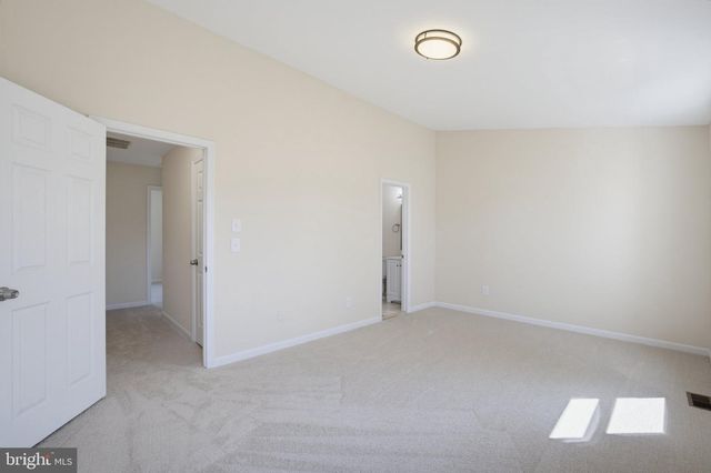 13447 ELEVATION LN, Herndon, VA 20171