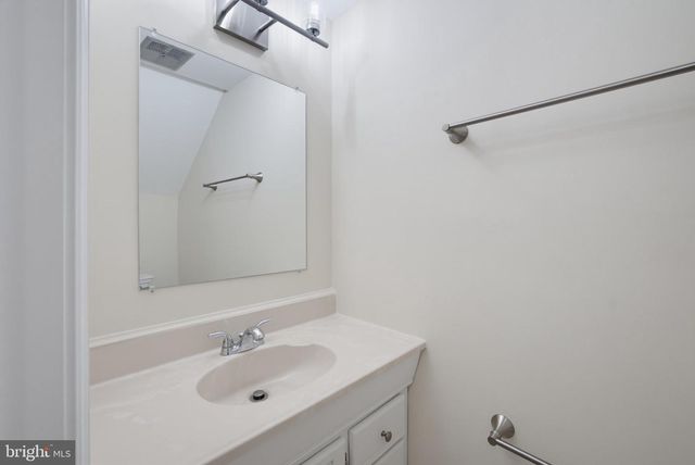 13447 ELEVATION LN, Herndon, VA 20171