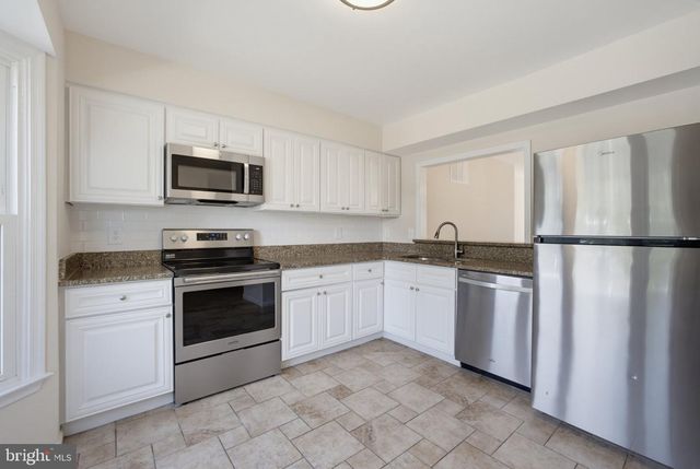 13447 ELEVATION LN, Herndon, VA 20171