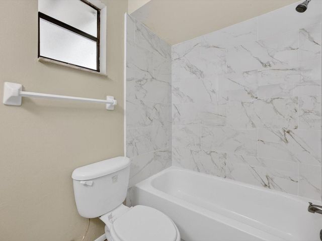 724 LAKESIDE DRIVE, Winter Springs, FL 32708