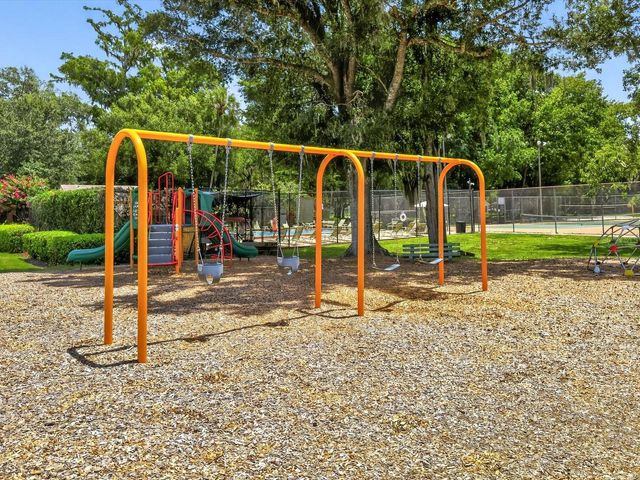 724 LAKESIDE DRIVE, Winter Springs, FL 32708