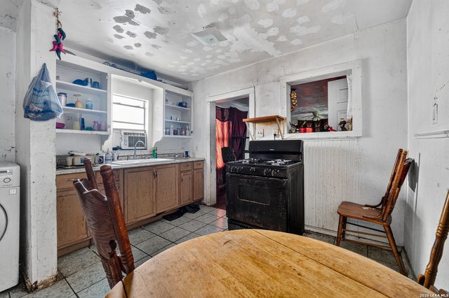 124 Alabama, San Antonio, TX 78203