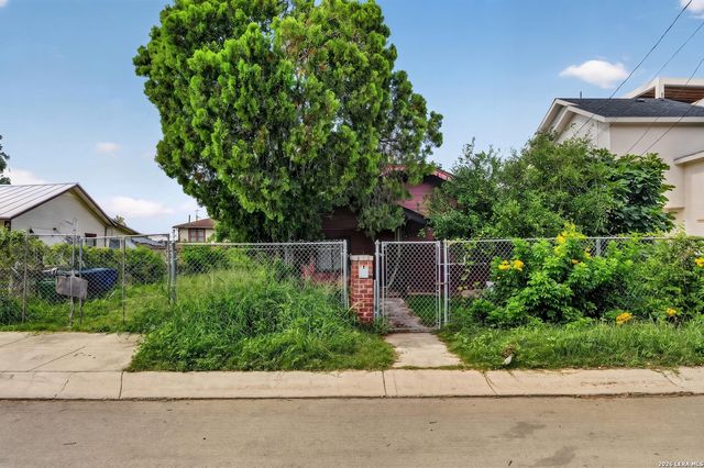 124 Alabama, San Antonio, TX 78203