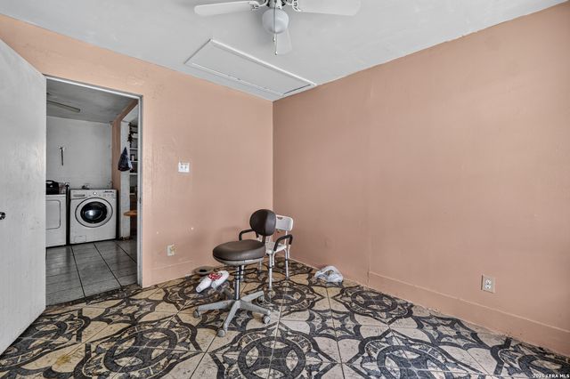 124 Alabama, San Antonio, TX 78203