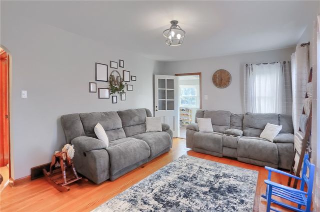 230 Cecil Ave, Union Twp, PA 16101