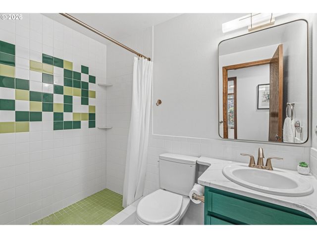 2508 Nw 105TH St, Vancouver, WA 98685