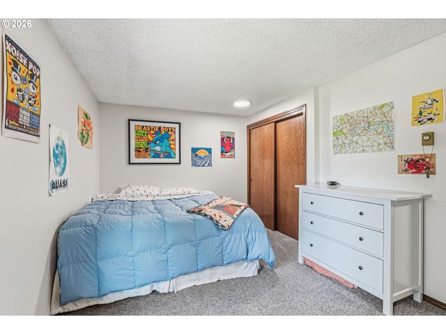 2508 Nw 105TH St, Vancouver, WA 98685