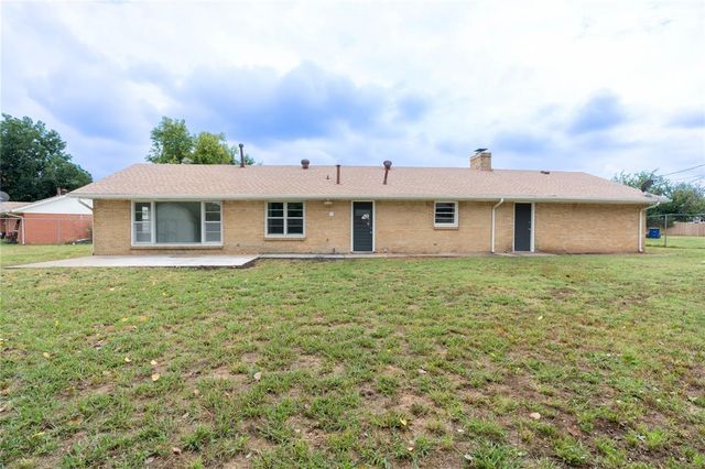 9412 Britton Circle, Oklahoma City, OK 73120