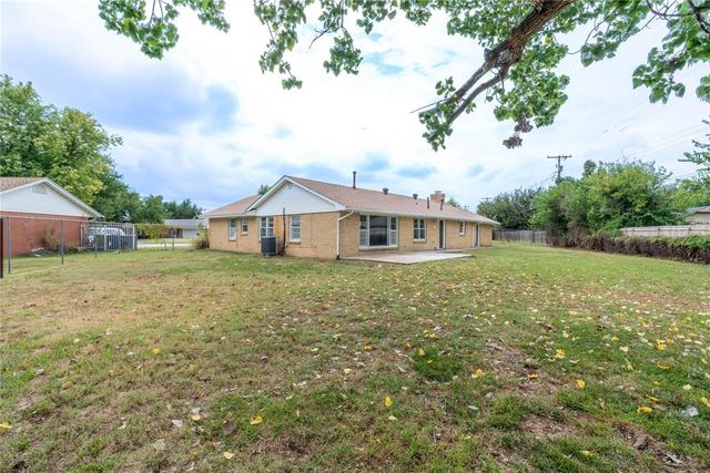 9412 Britton Circle, Oklahoma City, OK 73120