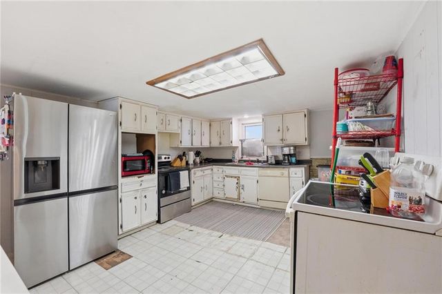328 Walnut Avenue, Osawatomie, KS 66064