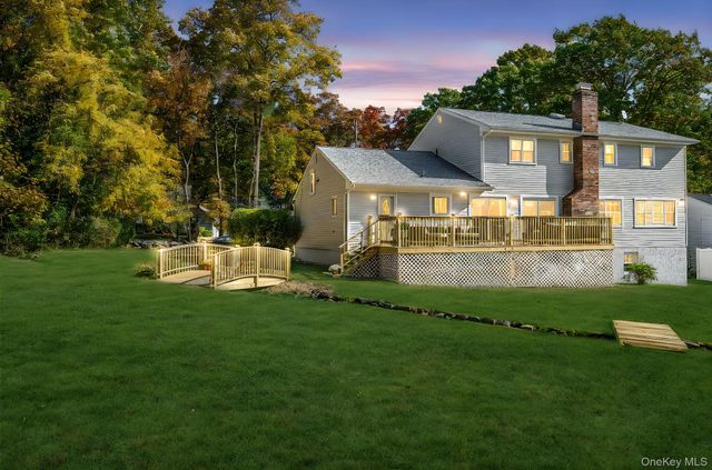 63 Underhill Road, Scarsdale, NY 10583