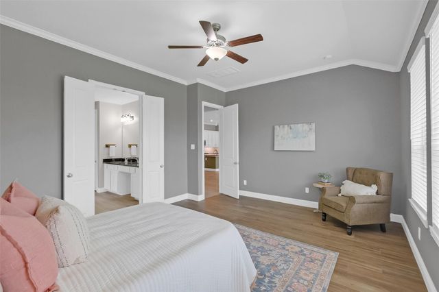 4948 Birchwood Bluff Lane, Rosharon, TX 77583