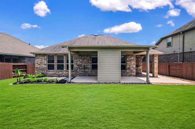 4948 Birchwood Bluff Lane, Rosharon, TX 77583