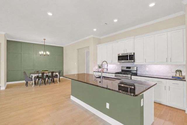 4948 Birchwood Bluff Lane, Rosharon, TX 77583