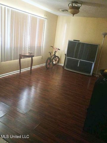 1660 Smallwood Street, Jackson, MS 39212