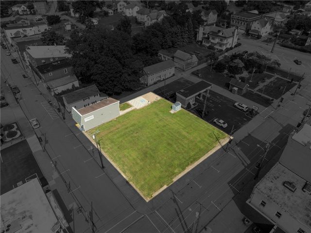 106 E First Avenue, Derry Boro, PA 15627