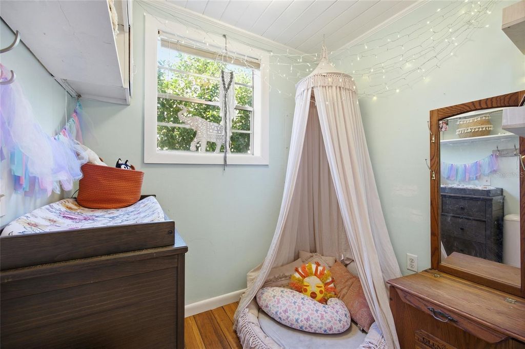 Image 18 of property listing at 10550 NE 222ND PLACE ROAD, Fort Mc Coy, FL 32134