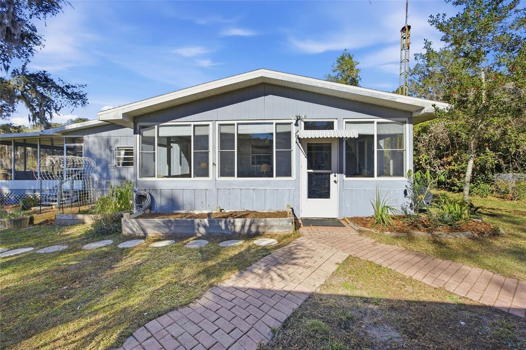 Image 42 of property listing at 10550 NE 222ND PLACE ROAD, Fort Mc Coy, FL 32134