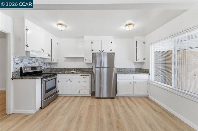 1917 Nevin Ave, Richmond, CA 94801