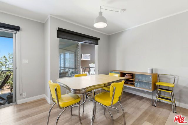 1275 Havenhurst Drive 15, West Hollywood, CA 90046