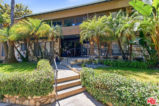 1275 Havenhurst Drive 15, West Hollywood, CA 90046