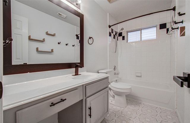 17603 W Copper Lakes Drive, Houston, TX 77095