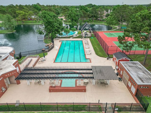 17603 W Copper Lakes Drive, Houston, TX 77095