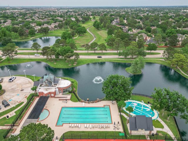 17603 W Copper Lakes Drive, Houston, TX 77095