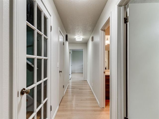 10 Rustic Hills Street, Norman, OK 73072