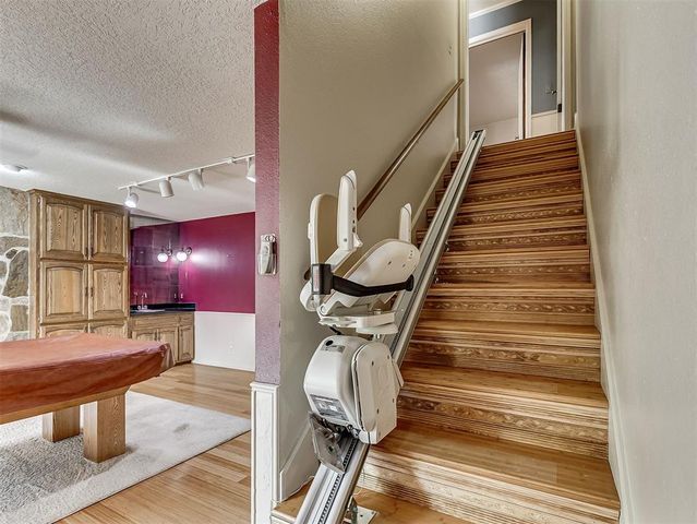10 Rustic Hills Street, Norman, OK 73072