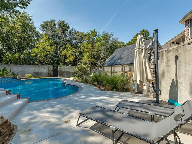 10 Rustic Hills Street, Norman, OK 73072