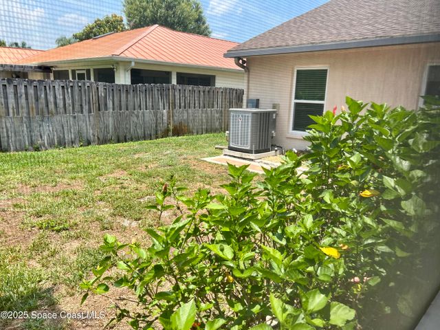 845 Hunters Creek Drive, Melbourne, FL 32904