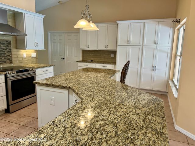 845 Hunters Creek Drive, Melbourne, FL 32904