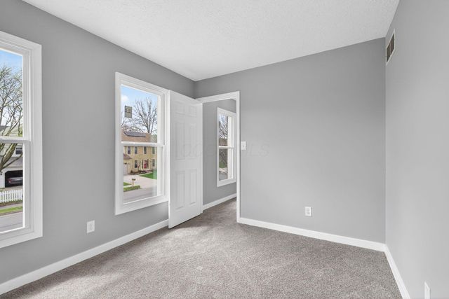 392 Rutherford Avenue, Delaware, OH 43015
