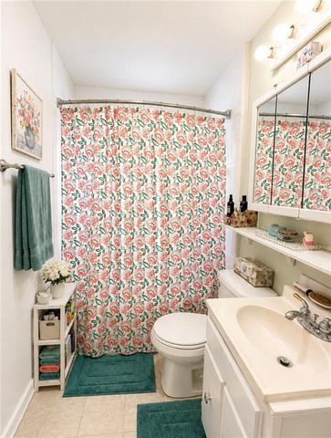 11004 E 78th Street, Raytown, MO 64138