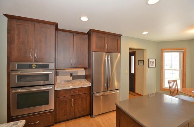 4224 N Circle DRIVE, Mount Pleasant, WI 53405