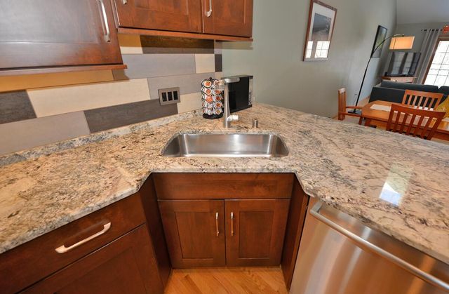 4224 N Circle DRIVE, Mount Pleasant, WI 53405