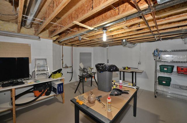 4224 N Circle DRIVE, Mount Pleasant, WI 53405