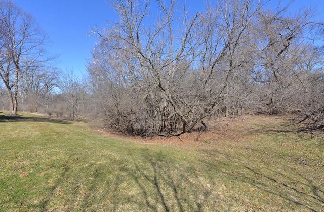 4224 N Circle DRIVE, Mount Pleasant, WI 53405