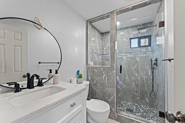 1205 N Santa Fe Ave 50, Vista, CA 92084