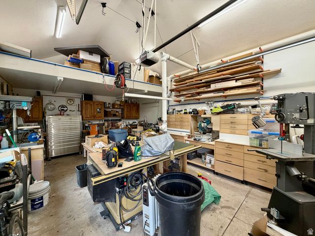 2205 E SUNSET DR, Layton, UT 84040