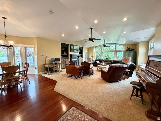2205 E SUNSET DR, Layton, UT 84040