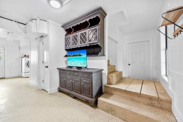 889 Dolphin Rd, Milton, FL 32583